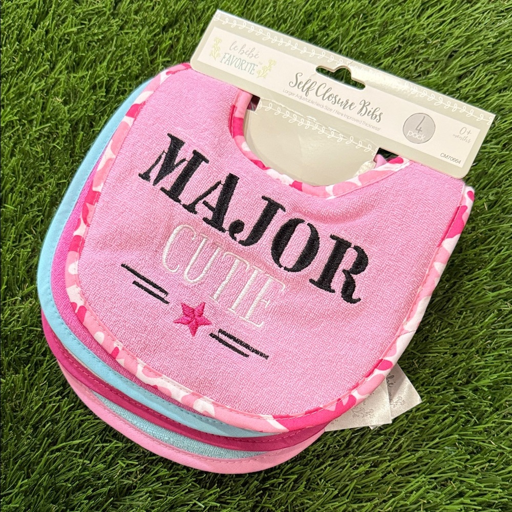 le Bebe Favorites, Self Closure Bibs - 4 Pack